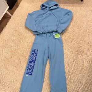 Poppi (Target) Hoodie (Large) with Wide Leg Sweatpants (Medium)